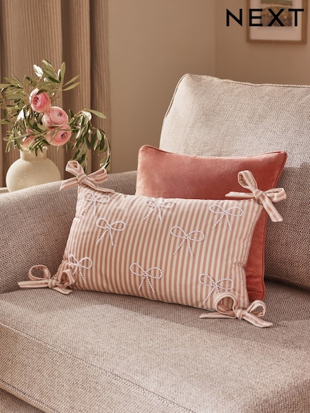 Pink Velvet Embellished Bow Cushion (AU8258) | €23