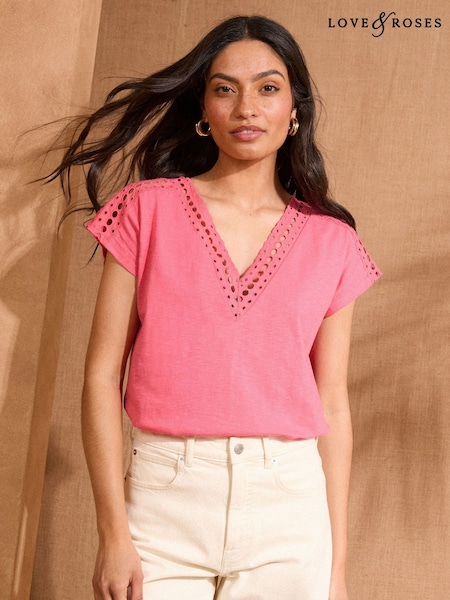 וורוד קורל  - Love & Roses Lace V-Neck 100% Cotton T-Shirt (AU8400) | ‏96‏₪