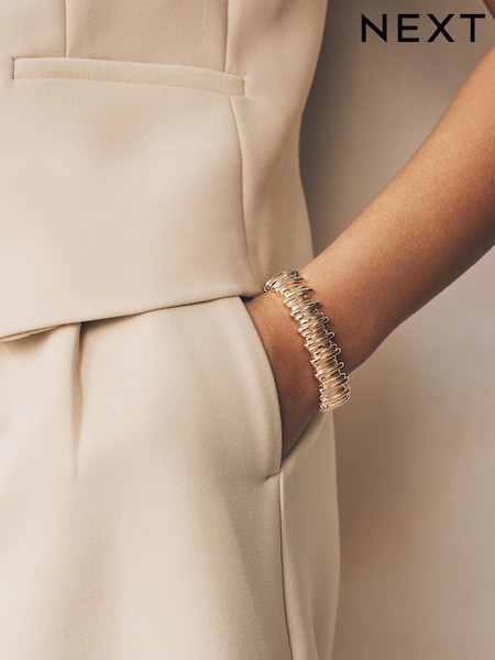 Gold Tone Ridged Stretch Bracelet (AV2358) | €15