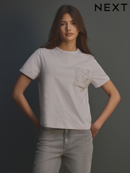 Lila mov - Embellished Pocket 100% Cotton T-Shirt (AV2657) | 107 LEI