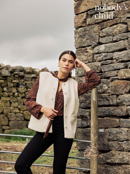 Nobodys Child Cream Button Front Teddy Waistcoat (AV2713) | €59