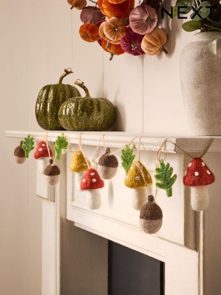 Felt Autumn Bunting (AV5033) | 27 €