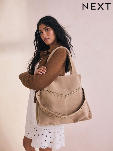 Piedra - Leather Studded Shoulder Bag (AV5640) | 130 €