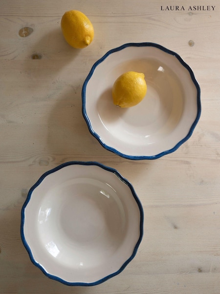 Laura Ashley Blue Set of 2 Hedingham 225cm Deep Plates (AV5707) | €27