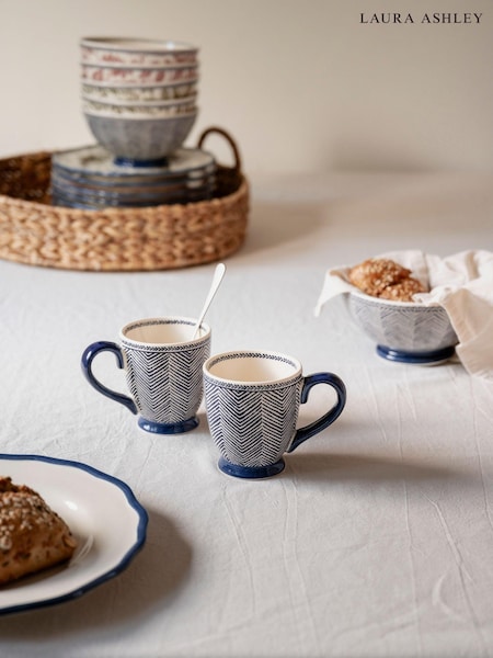 Laura Ashley Set of 2 Blue Edwin Small Mugs (AV5725) | €27