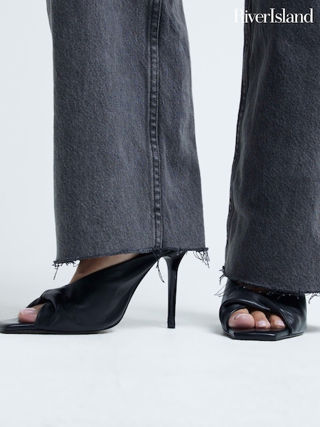 River Island Black Twisted Leather Heeled Mules (AV6098) | €44.50