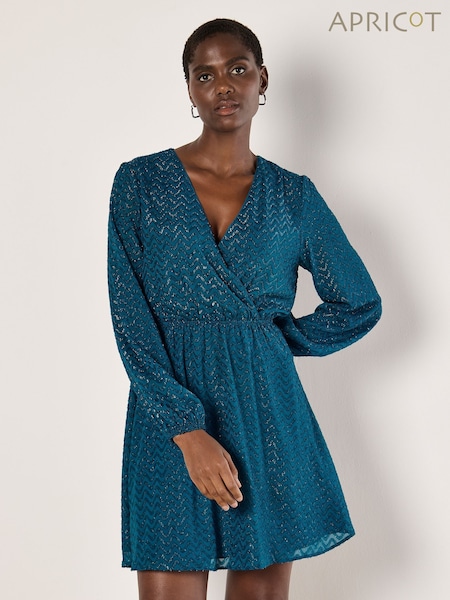 Apricot Green Chevron Jacquard Wrap Dress (AV6299) | €59