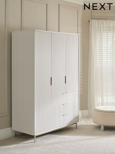 White Emilie Oak Effect Triple, 3 drawers Wardrobe (AV6591) | €1,100
