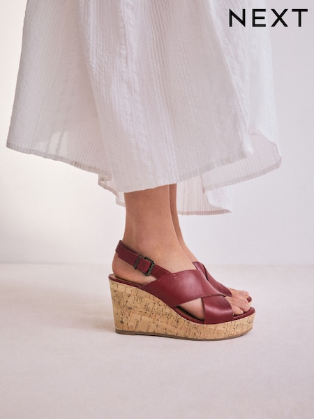 Red Standard/Wide Fit Forever Comfort® Leather Round Toe Cross-Over Slingback Platform Wedges (AV7756) | €52