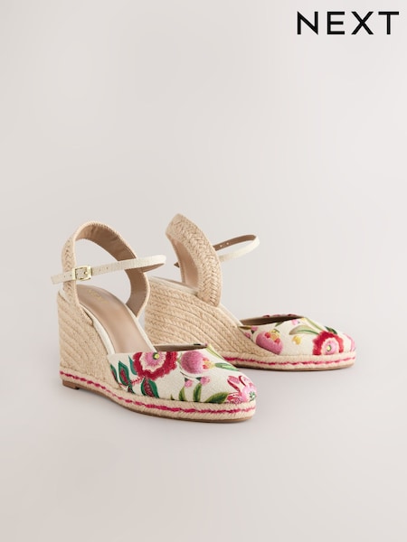 Pink Forever Comfort® Round Toe Embroidery Espadrille Wedges (AV7763) | €52