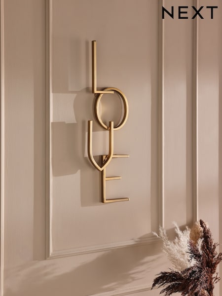 Gold LOVE Word Metal Wall Plaque (AV7964) | €48