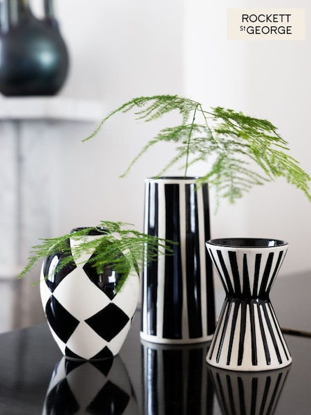 Rockett St George Set of 3 Black/White Bud Vases (AV8247) | €34
