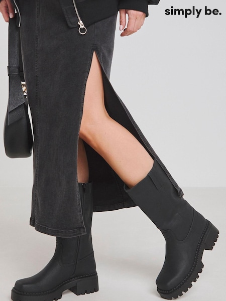 Simply Be Black Extra Wide Fit Chunky Biker Boots in Wide Fit Curvy Calf (AW0365) | €47