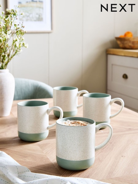 Set of 4 Sage Green Otis Mugs (AW1561) | €32