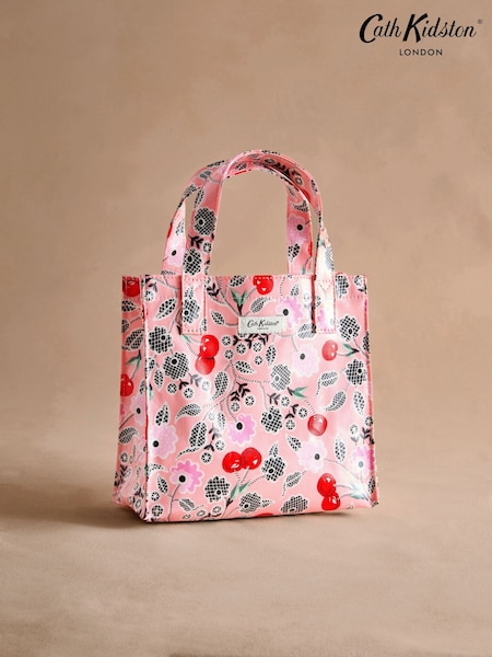 Cereja rosa - Cath Kidston Small Coated Book Bag (AW1732) | R$ 195