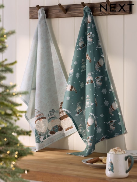 Set of 2 Christmas Gonk Tea Towels (AW2525) | 15 €