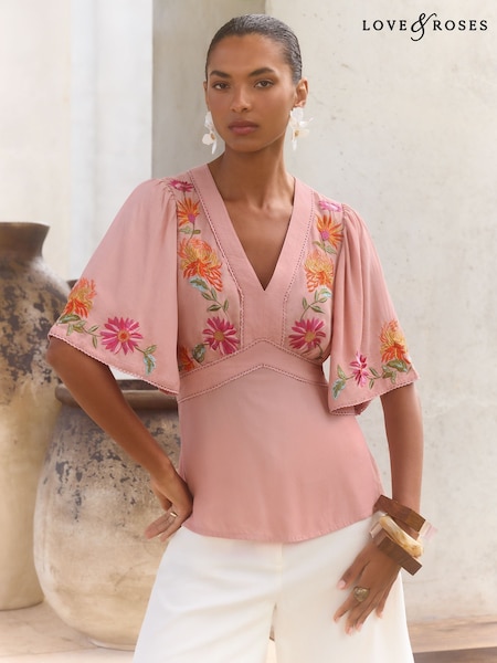 Roz - V&A I Love & Roses Short Sleeve Floral Print Embroidered Tea Top (AW2595) | 343 LEI