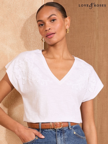 White Lace Detail - Love & Roses Jersey V-Neck 100% Cotton T-Shirt (AW2614) | 186 LEI
