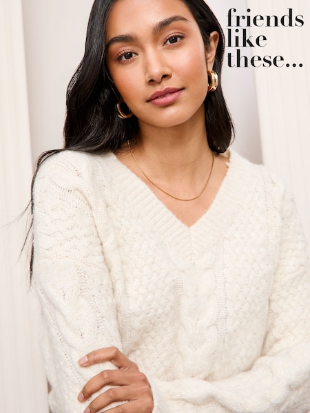 Fildeș - Friends Like These V-Neck Cable Knit Jumper (AW4634) | 283 LEI