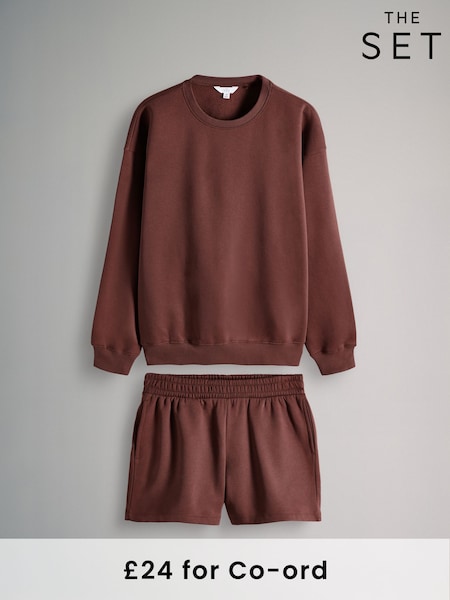 Braun und Rot - The Set – 2 -teiliges Set mit Relax-Sweatshirt und Shorts mit abfallender Schulterpartie (AW5104) | 37 €