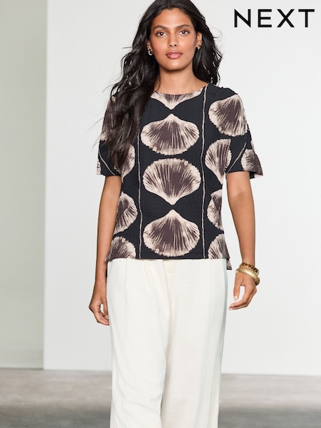 Black Shell Print Textured Boxy T-Shirt (AW6632) | €33.50