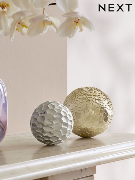 Set of 2 Silver and Gold Ball Ornaments (AW8770) | €26