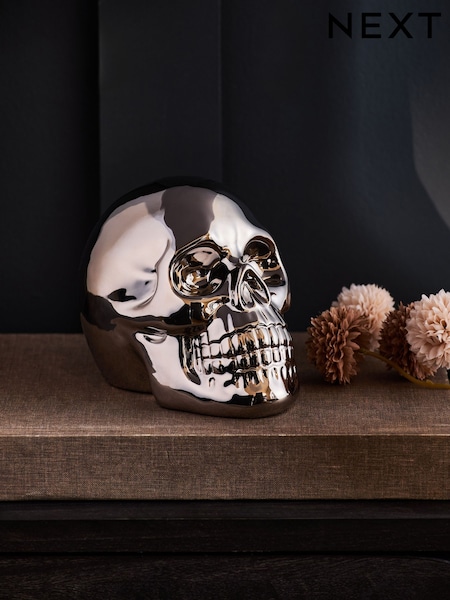 Silver Electroplated Ceramic Skull Ornament (AW8780) | €18