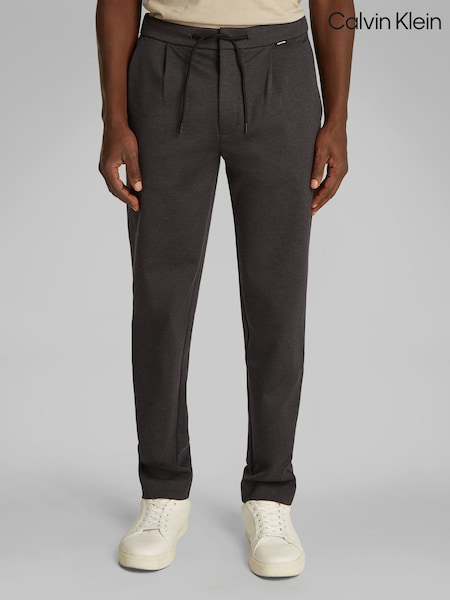 Calvin Klein Grey Tapered Knit Pleated Trousers (AW9194) | € 93