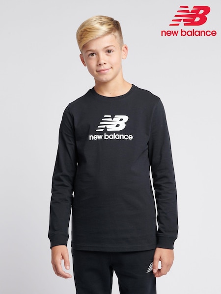 أسود - New Balance Boys 100% Cotton Stacked Logo Long Sleeve T-Shirt (AW9476) | ‏99 ر.ق. - ‏119 ر.ق.