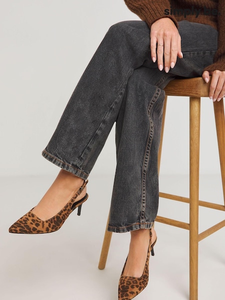 Simply Be Leopard Slingback Court Shoes In Extra Wide Fit (AW9603) | 168 QAR