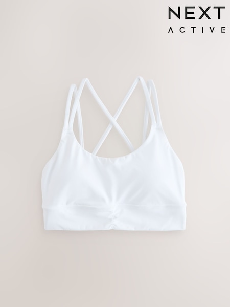 Branco - Strappy Back Medium Impact Sports Bra (AY0213) | R$ 175