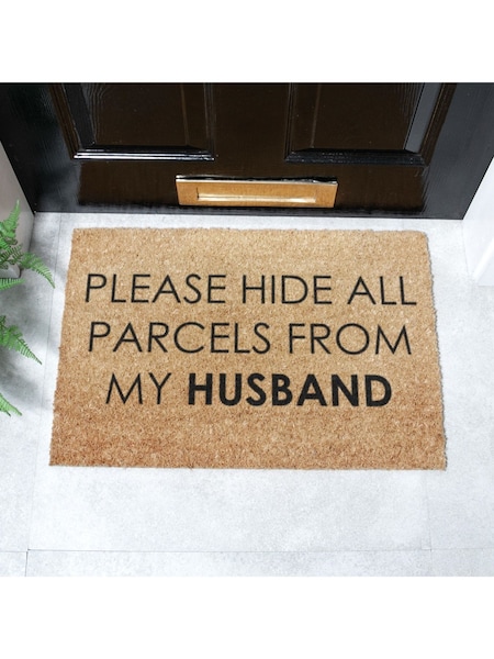 Artsy Mats Natural and Black Please Hide All Parcels From My Husband Doormat (AY0701) | R$ 195