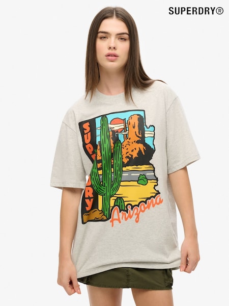 Superdry Grey Oversized Travel Postcard Graphic T-Shirt (AY1848) | R$ 295