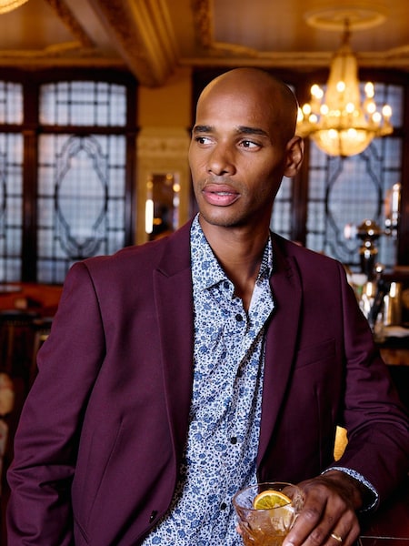Skopes Red Tailored Fit Madrid Suit Jacket (AY2341) | 495 QAR