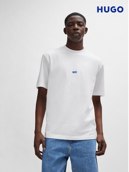HUGO White Logo Patch 100% Cotton Jersey T-Shirt (AY3017) | 223 QAR