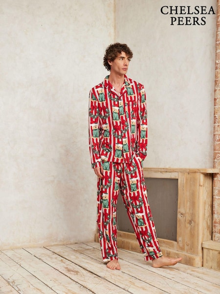 Chelsea Peers Red Christmas Dog & Wreath Print Long Pyjamas Set (AY3267) | €32