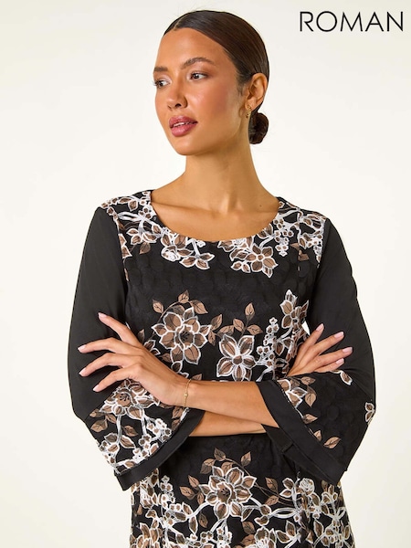 Roman Floral Print Lace Asymmetric Hem Top (AY3301) | €60
