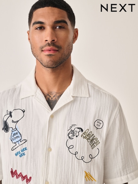 Ecru Snoopy Printed Short Sleeve Shirt (AY3430) | AED166