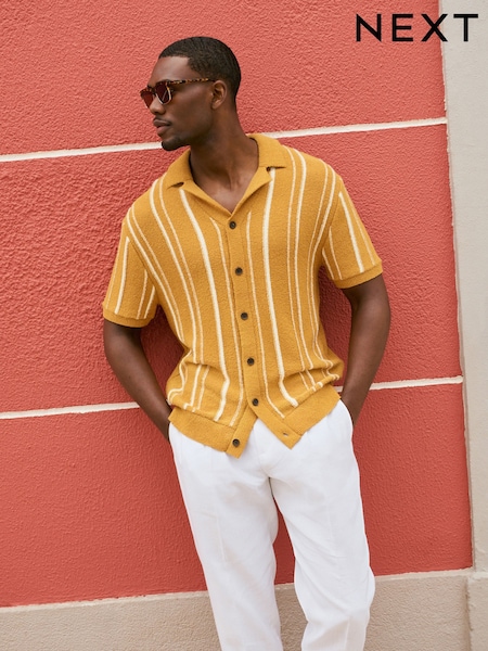 Yellow Relaxed Fit Cotton Rich Short Sleeve Stripe Knit Cuban Collar Shirt (AY3440) | R$ 345