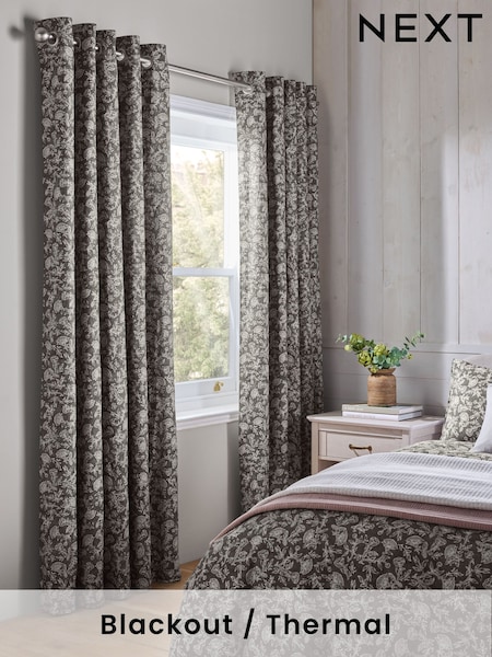Black/White Cotton Woodblock Blackout/Thermal Eyelet Curtains (AY5030) | R$ 490 - R$ 1.080