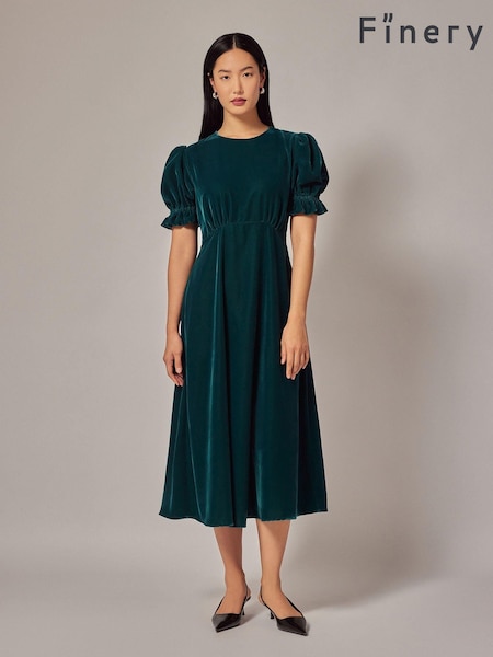 Finery Green Mela Velvet Midi Tea Dress (AY6254) | R$ 585