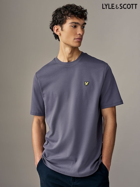أزرق داكن - تيشِرت مريح بحافة رقبة مستديرة من القطن 100% من Lyle & Scott (B00188) | ‏116 د.إ.‏