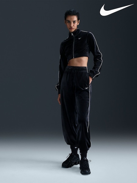 Nike Black Sportswear Collection Velour Joggers (B04595) | kr928