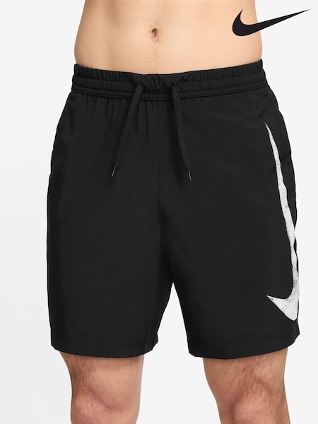 Negru - Pantaloni scurți versatili necăptușiți Nike Form Swoosh Dri-FIT 7 inci (B04925) | 208 LEI