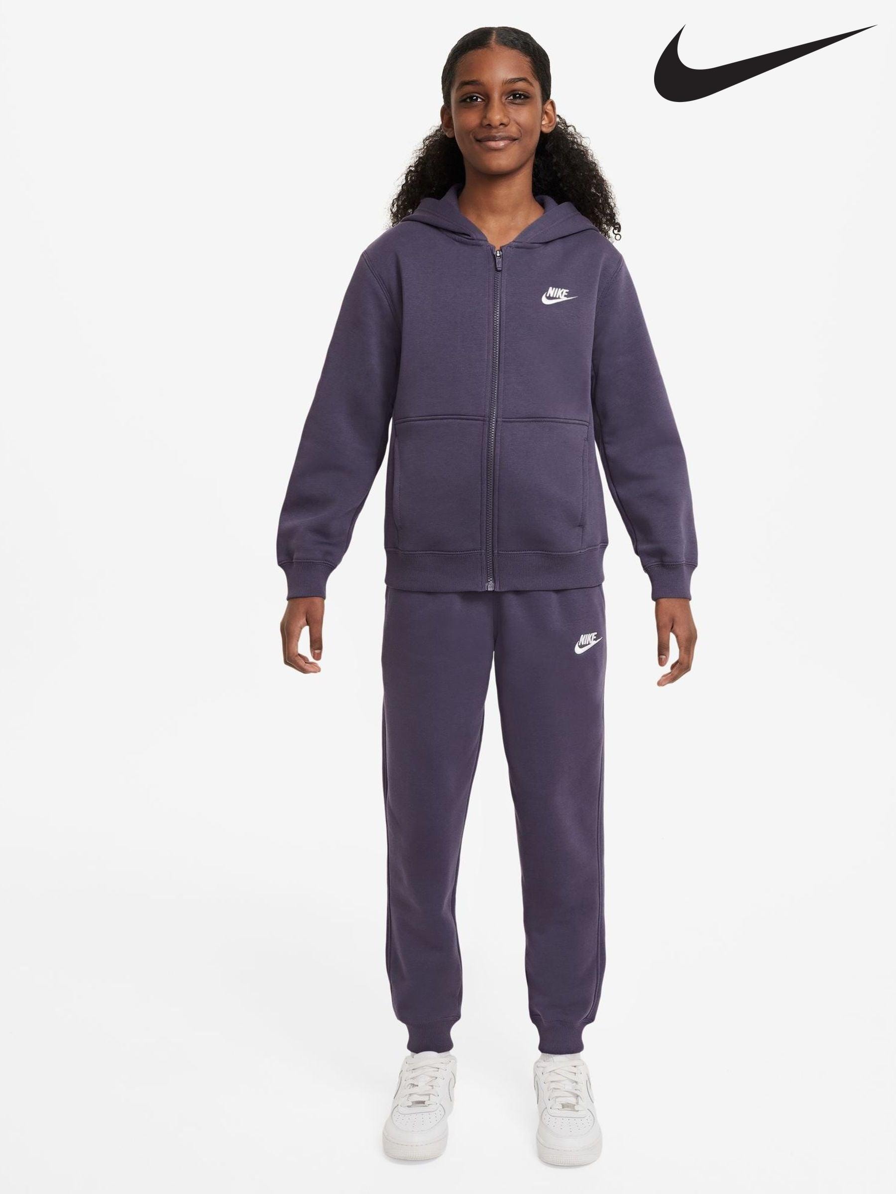 Newborn nike tracksuit shop