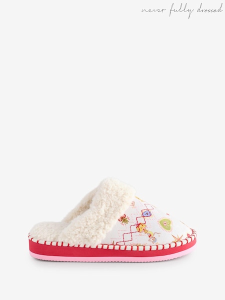 Never Fully Dressed Cream Mystic Mule Slippers (B05442) | R$ 355