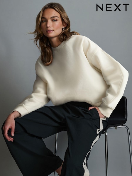 Ecru White Heavyweight Soft Touch Crew Neck Sweatshirt (B05778) | €14