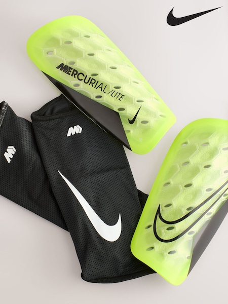 Nike Yellow Mercurial Lite Football Shin Guards (B05955) | €21.50