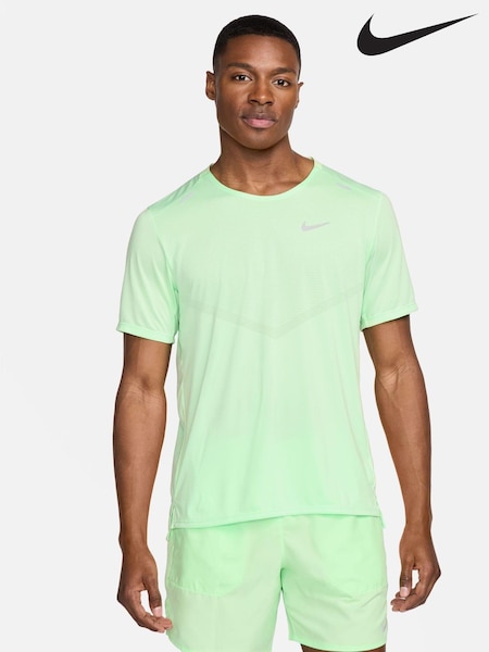 Nike Green Rise 365 Running T-Shirt (B06891) | €23
