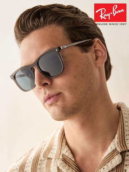 Ray-Ban Rb2210 Square Brown Sunglasses (B14818) | 225 €